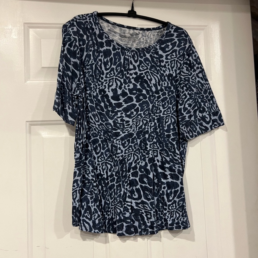 Stylish Blue Leopard Print Women's Top